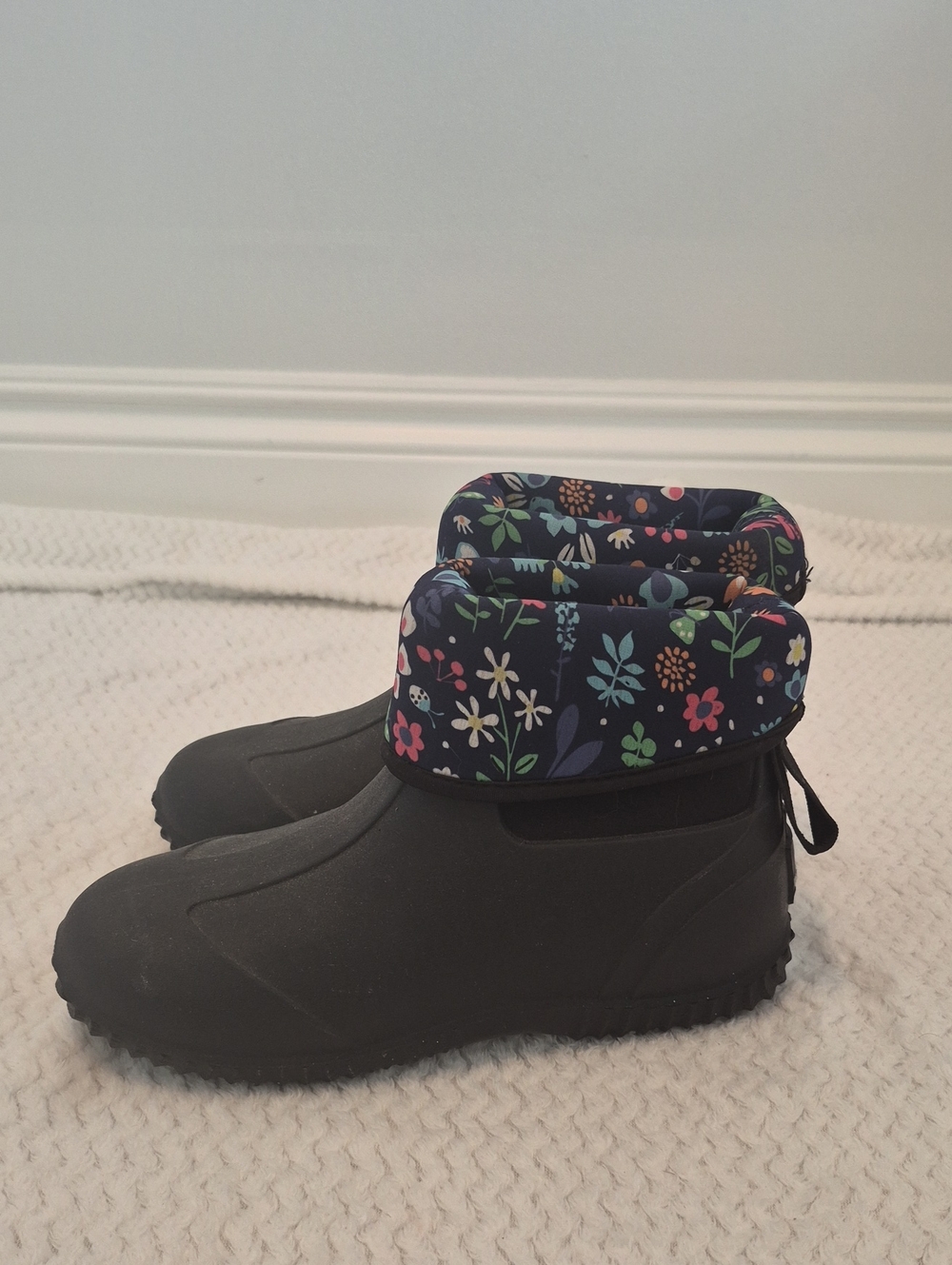 Womens Floral Cuff Rain Boots - Black with Multicolor Floral
